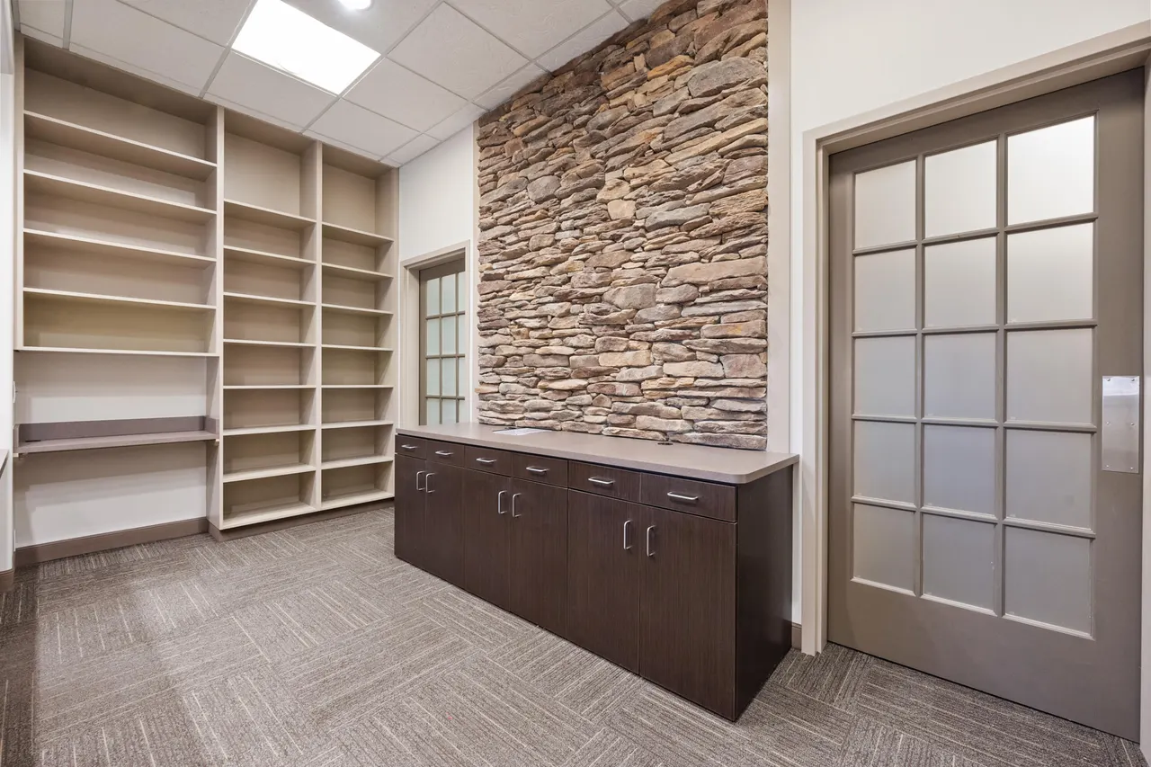 Photo 9 — 6102 82nd Street 12, Lubbock, TX 79424