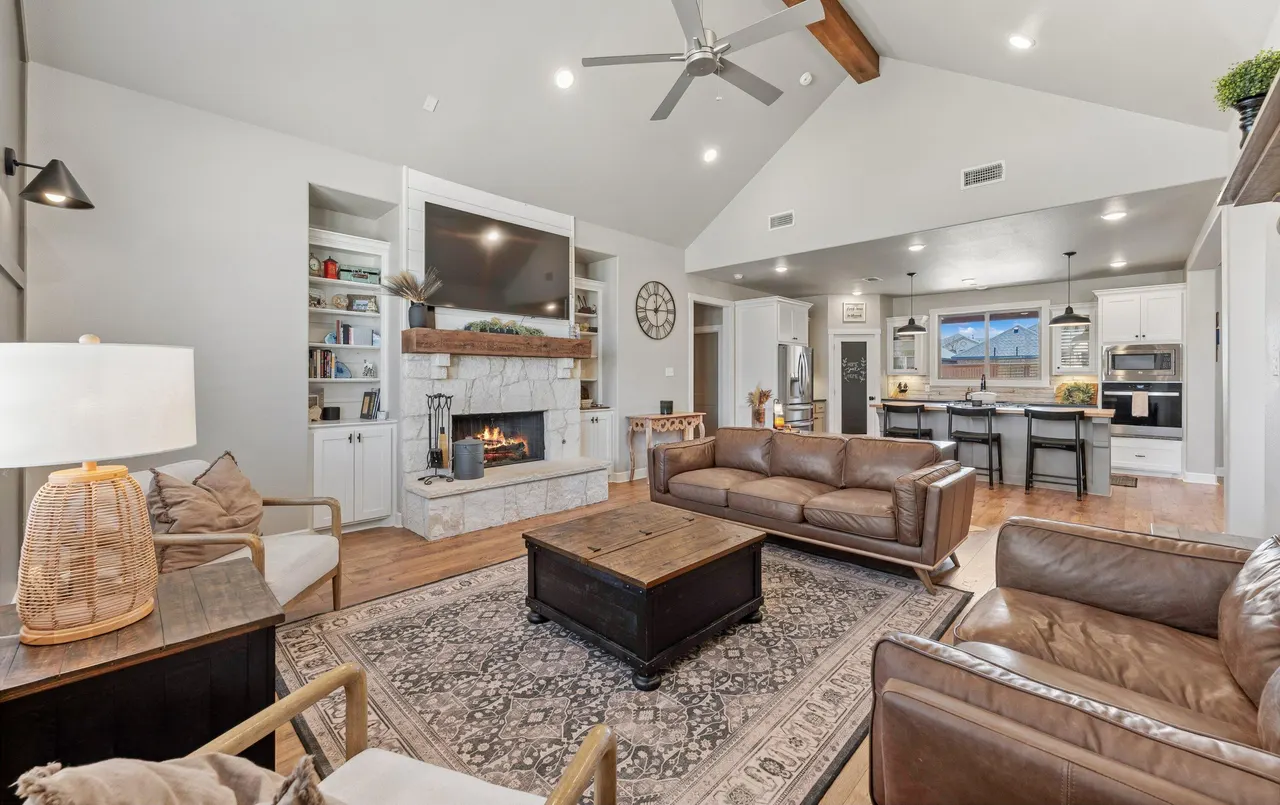 Photo 9 — 629 N 9th Street, Wolfforth, TX 79382