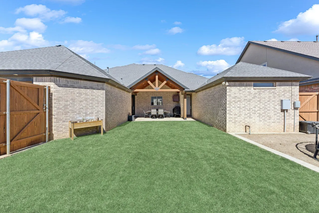 Photo 38 — 629 N 9th Street, Wolfforth, TX 79382