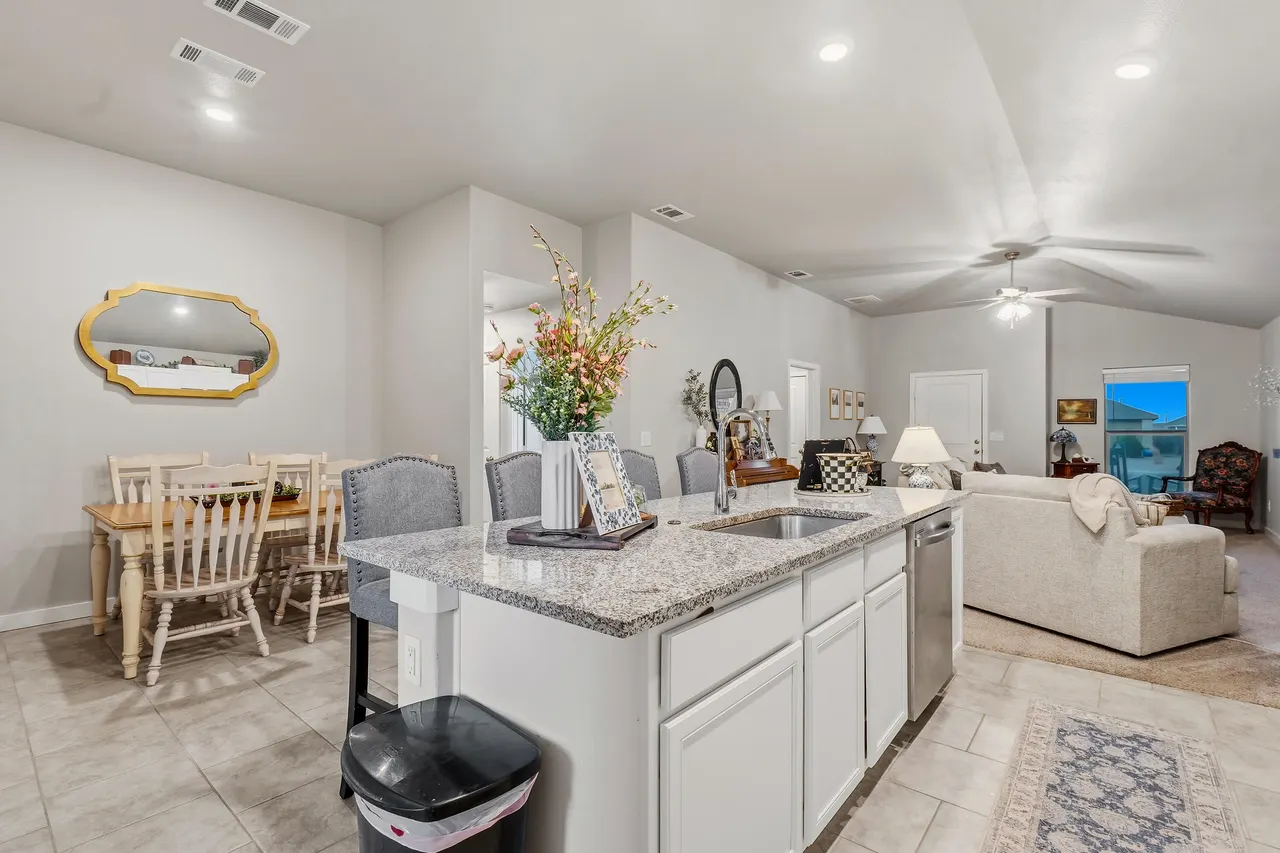 Photo 11 — 3308 Venita Avenue, Lubbock, TX 79407