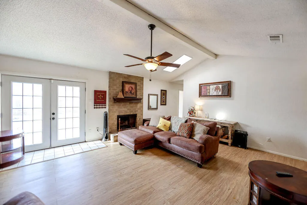 Photo 16 — 6001 14th Street, Lubbock, TX 79416
