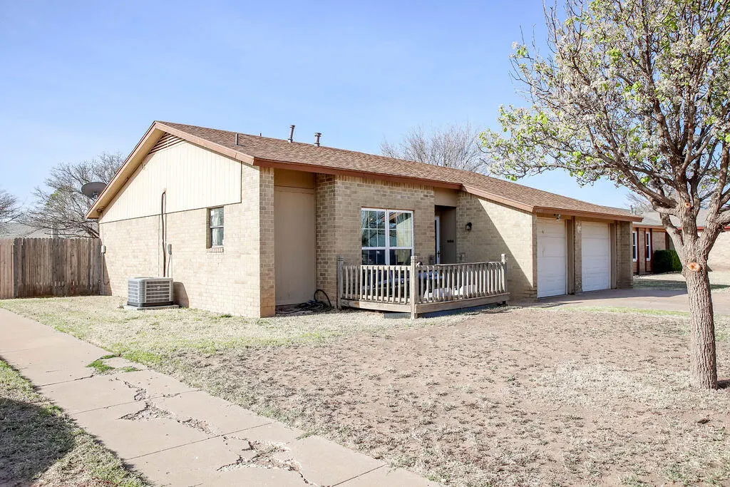 Photo 3 — 6001 14th Street, Lubbock, TX 79416