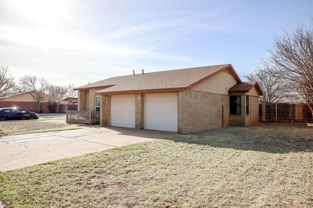 Photo 4 — 6001 14th Street, Lubbock, TX 79416