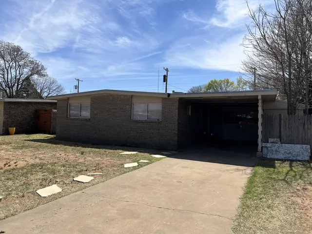 Photo 2 — 2729 64th Street, Lubbock, TX 79413