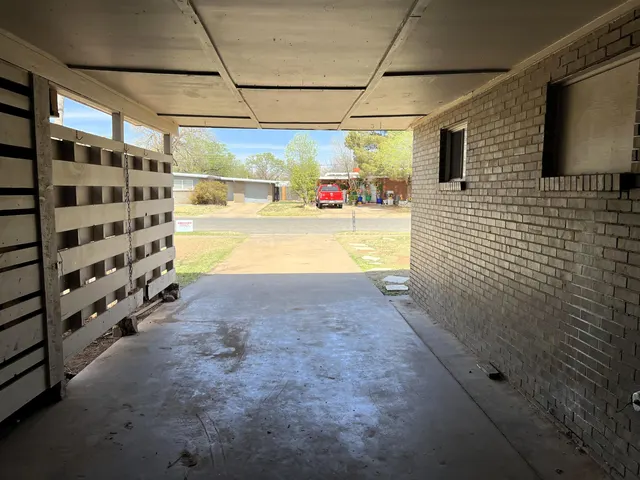 Photo 3 — 2729 64th Street, Lubbock, TX 79413