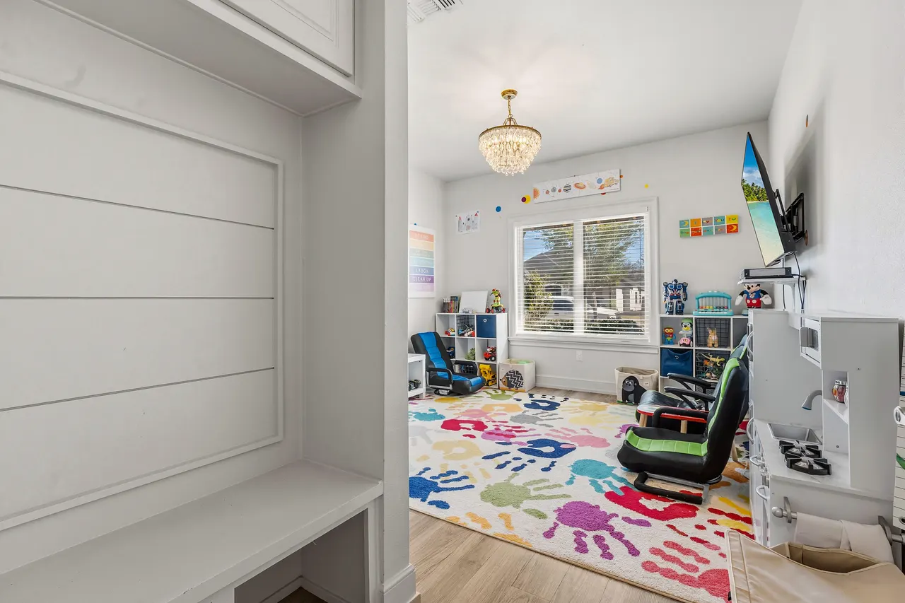 Photo 23 — 1113 16th Street, Shallowater, TX 79363