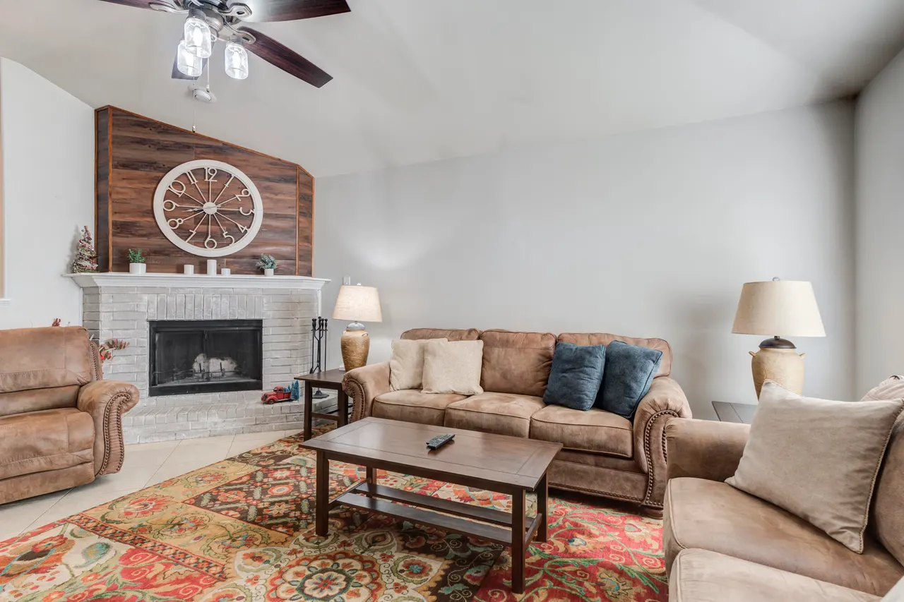 Photo 2 — 6612 37th Street, Lubbock, TX 79407