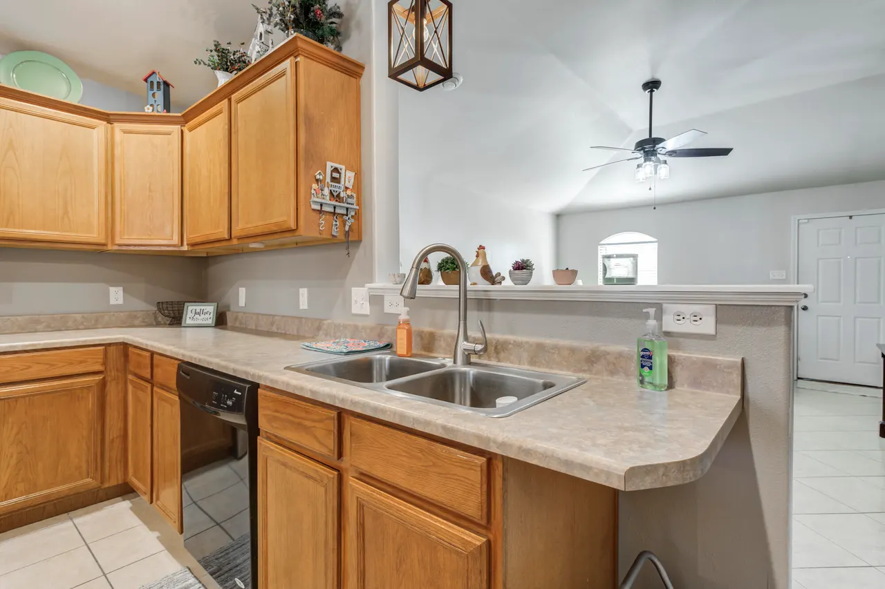 Photo 14 — 6612 37th Street, Lubbock, TX 79407