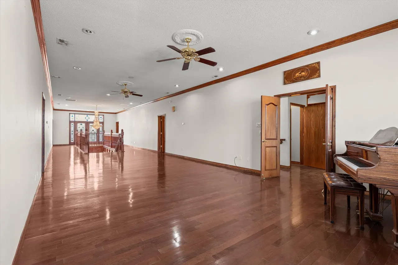 Photo 43 — 2404 York Avenue, Lubbock, TX 79407