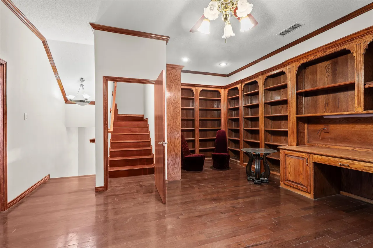 Photo 62 — 2404 York Avenue, Lubbock, TX 79407