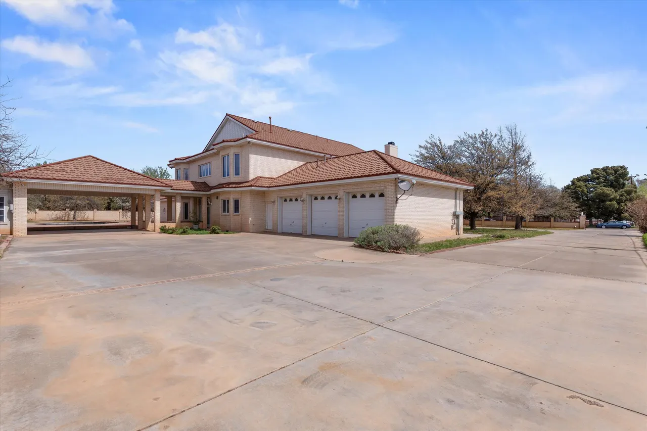 Photo 78 — 2404 York Avenue, Lubbock, TX 79407