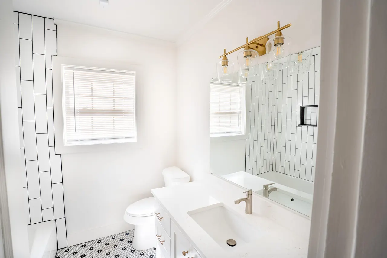 Photo 11 — 2107 28th Street, Lubbock, TX 79411