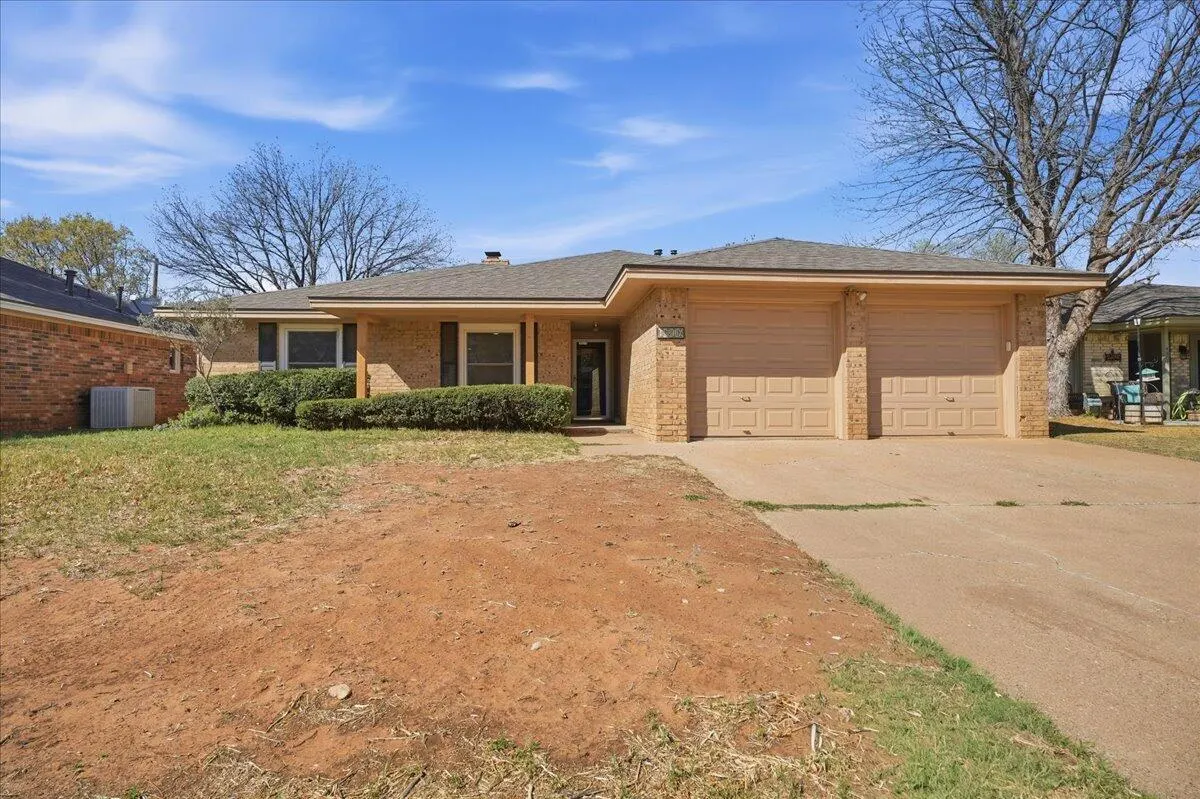 Photo 3 — 4810 62nd Street, Lubbock, TX 79414