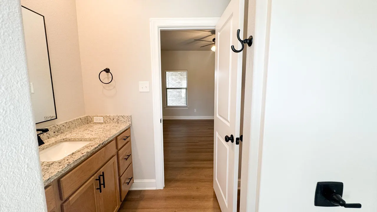 Photo 15 — 2544 137th Street, Lubbock, TX 79423