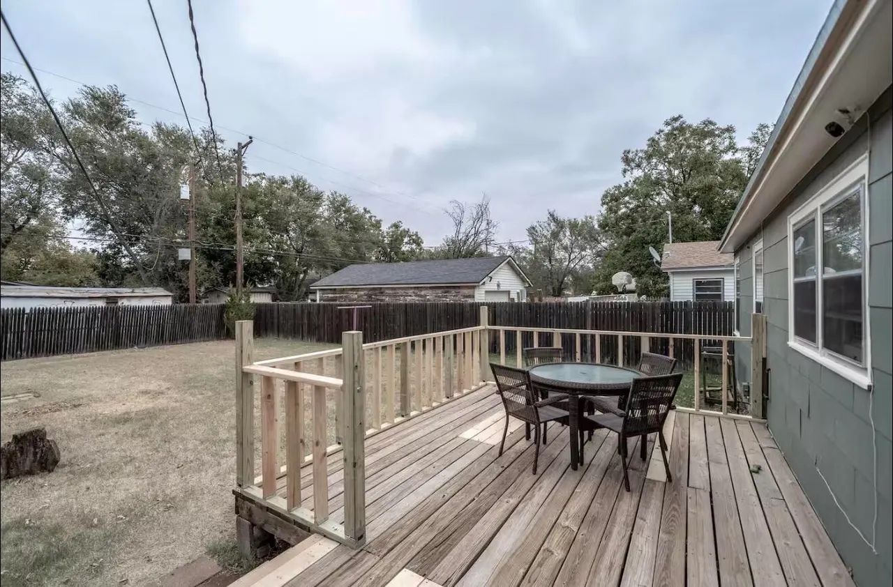 Photo 3 — 2816 37th Street, Lubbock, TX 79413