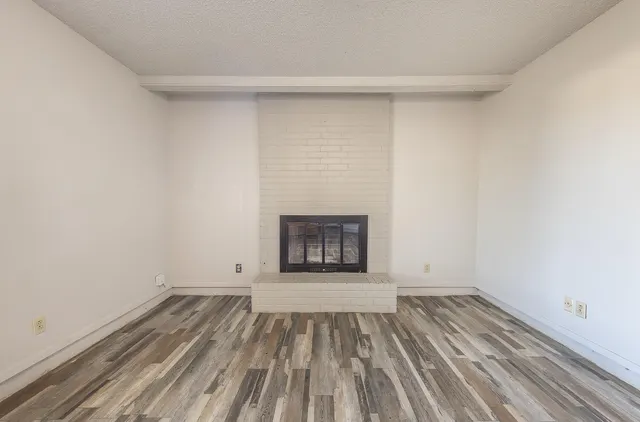 Photo 5 — 7404 Fir Avenue, Lubbock, TX 79404