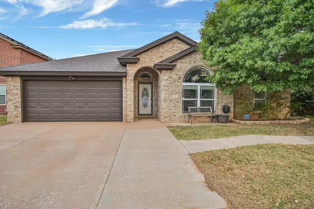 Front exterior — 611 N 7th Street, Wolfforth, TX 79382