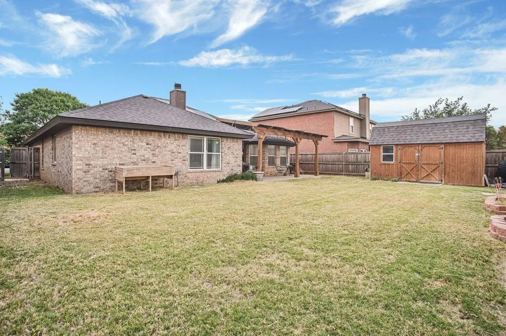 Photo 37 — 611 N 7th Street, Wolfforth, TX 79382