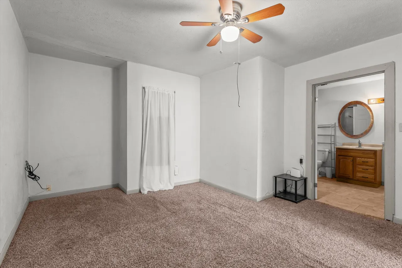 Photo 11 — 712 10th Street, Levelland, TX 79336