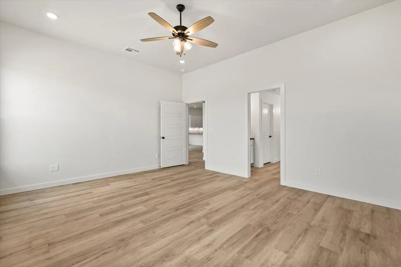 Photo 19 — 7012 16th Street, Lubbock, TX 79416