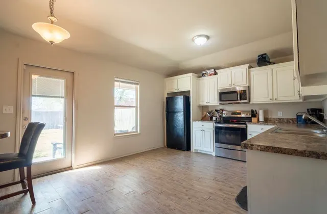 Photo 4 — 6417 24th Street, Lubbock, TX 79407