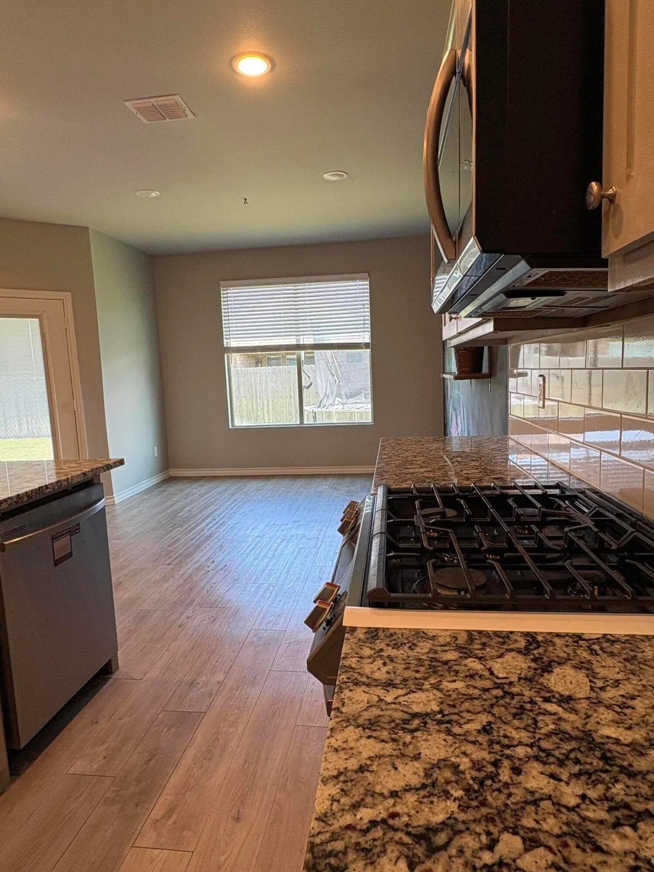 Photo 8 — 7613 60th Street, Lubbock, TX 79407