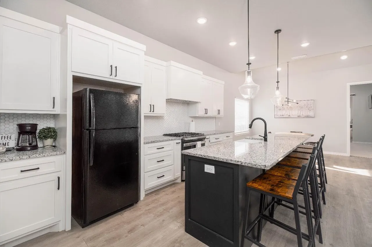 Photo 12 — 5921 Harvard Street, Lubbock, TX 79416