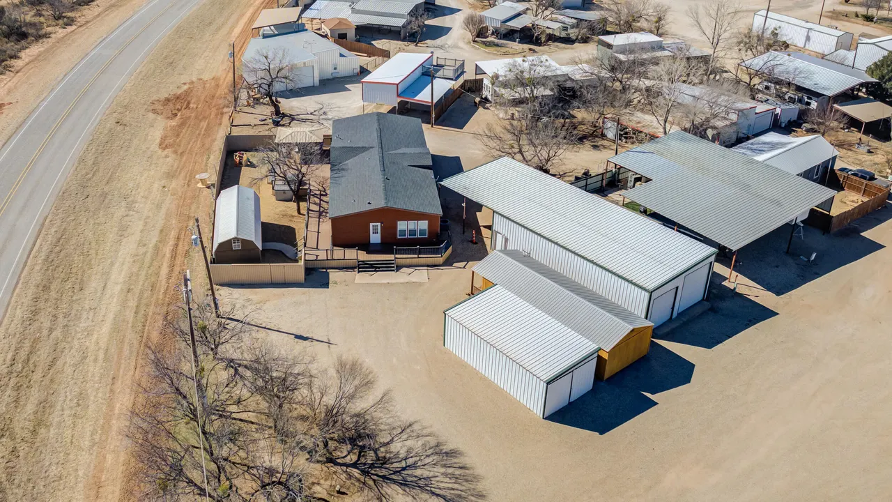 Front exterior — 2677 FM 3519 145, Justiceburg, TX 79330