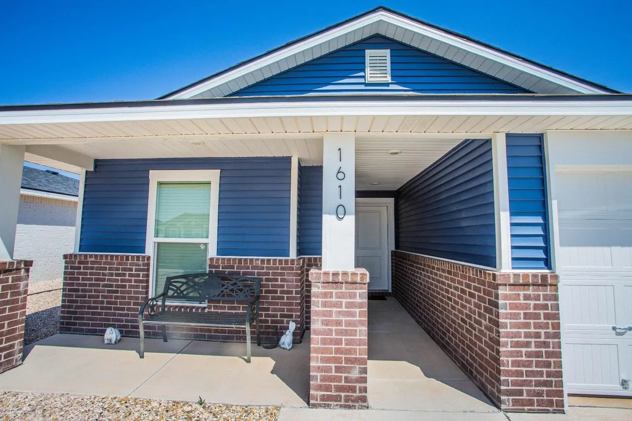 Photo 3 — 1610 135th Street, Lubbock, TX 79423