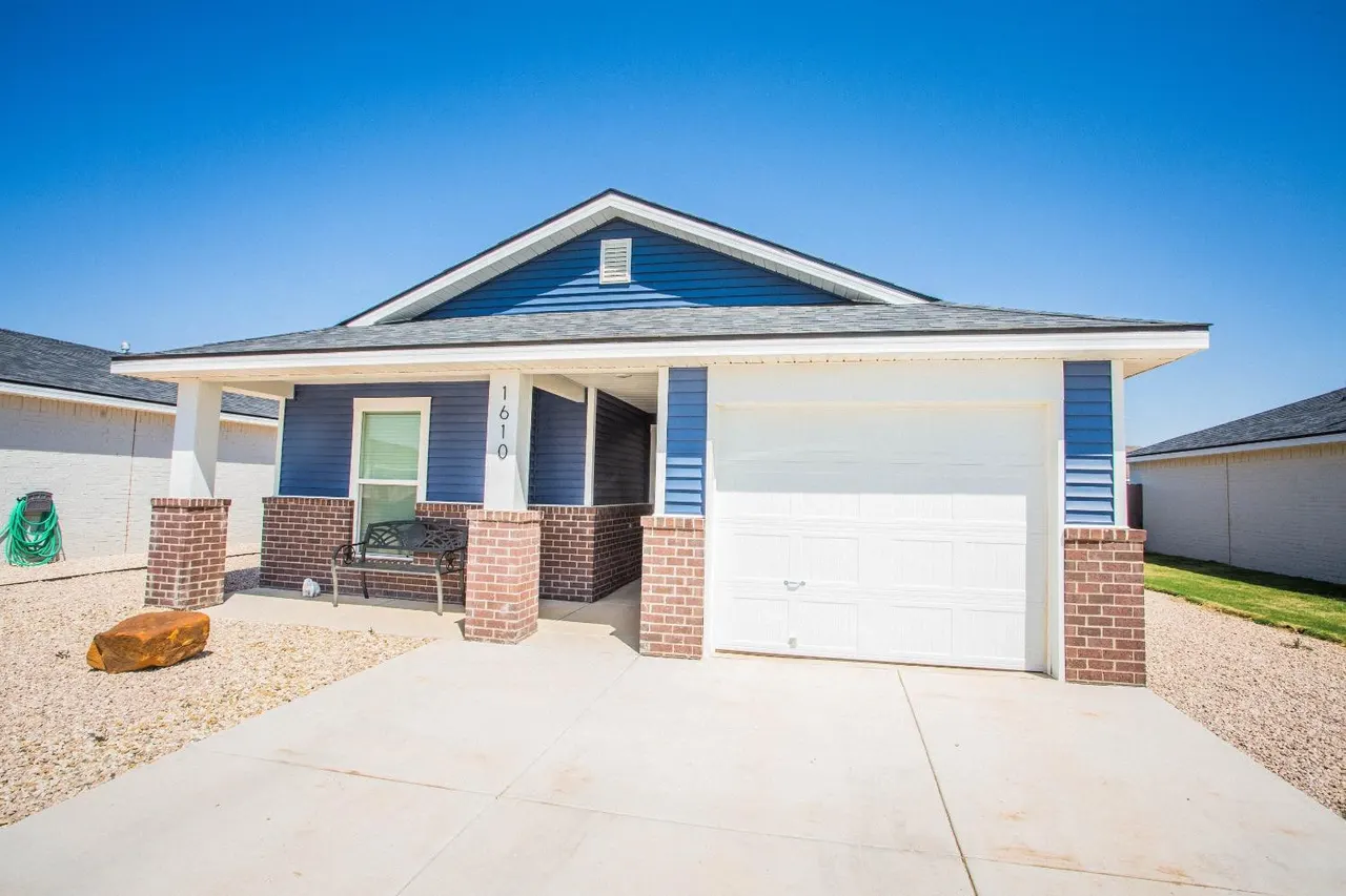 Photo 4 — 1610 135th Street, Lubbock, TX 79423