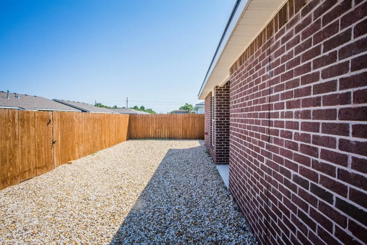 Photo 24 — 1610 135th Street, Lubbock, TX 79423