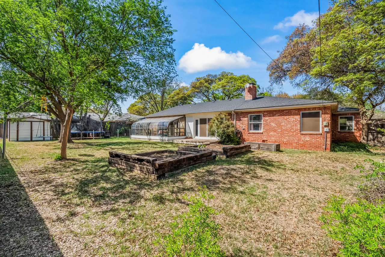 Photo 31 — 3303 24th Street, Lubbock, TX 79410