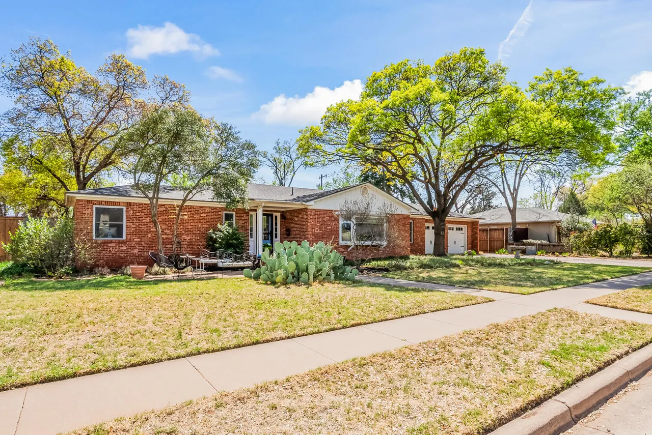 Photo 2 — 3303 24th Street, Lubbock, TX 79410