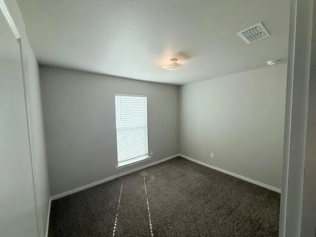 Photo 8 — 9709 Trenton Avenue, Lubbock, TX 79424