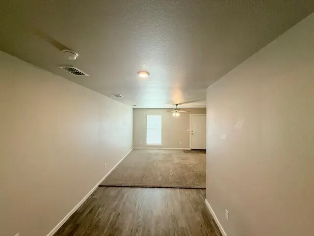 Photo 4 — 9709 Trenton Avenue, Lubbock, TX 79424