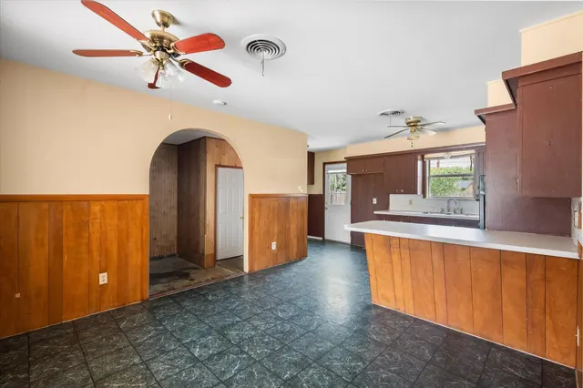 Photo 7 — 5220  41st  Street, Lubbock, TX 79414