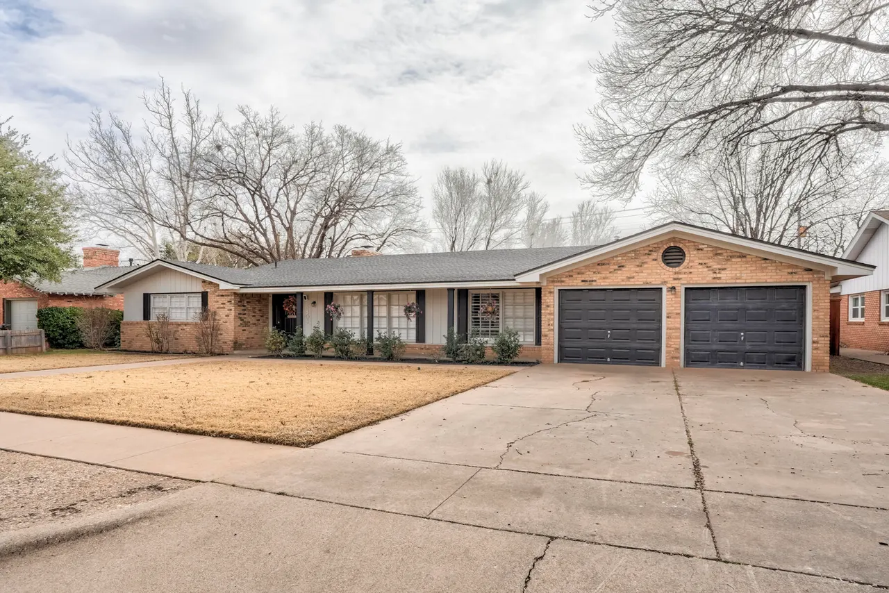 Photo 6 — 3303 53rd Street, Lubbock, TX 79413