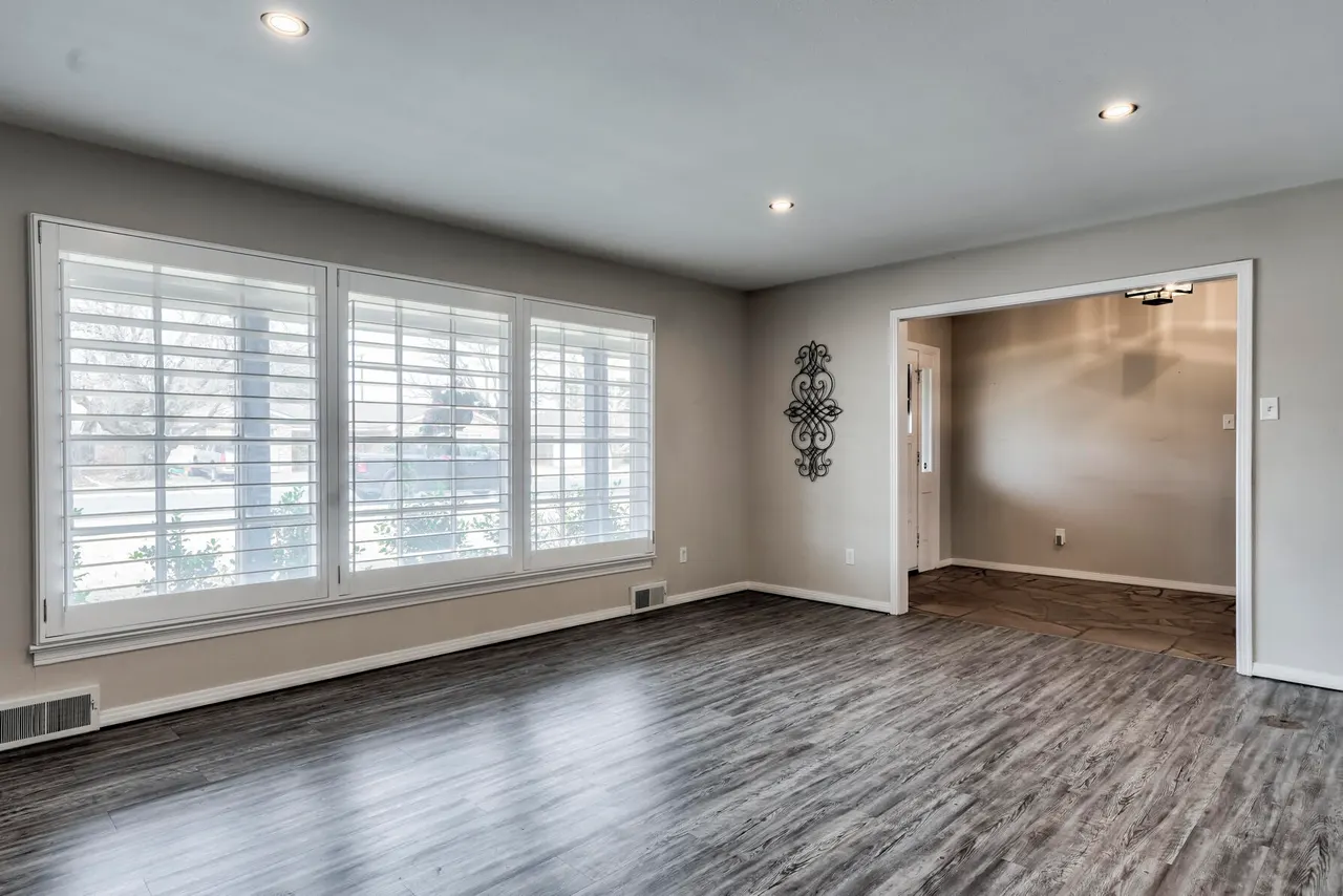 Photo 9 — 3303 53rd Street, Lubbock, TX 79413