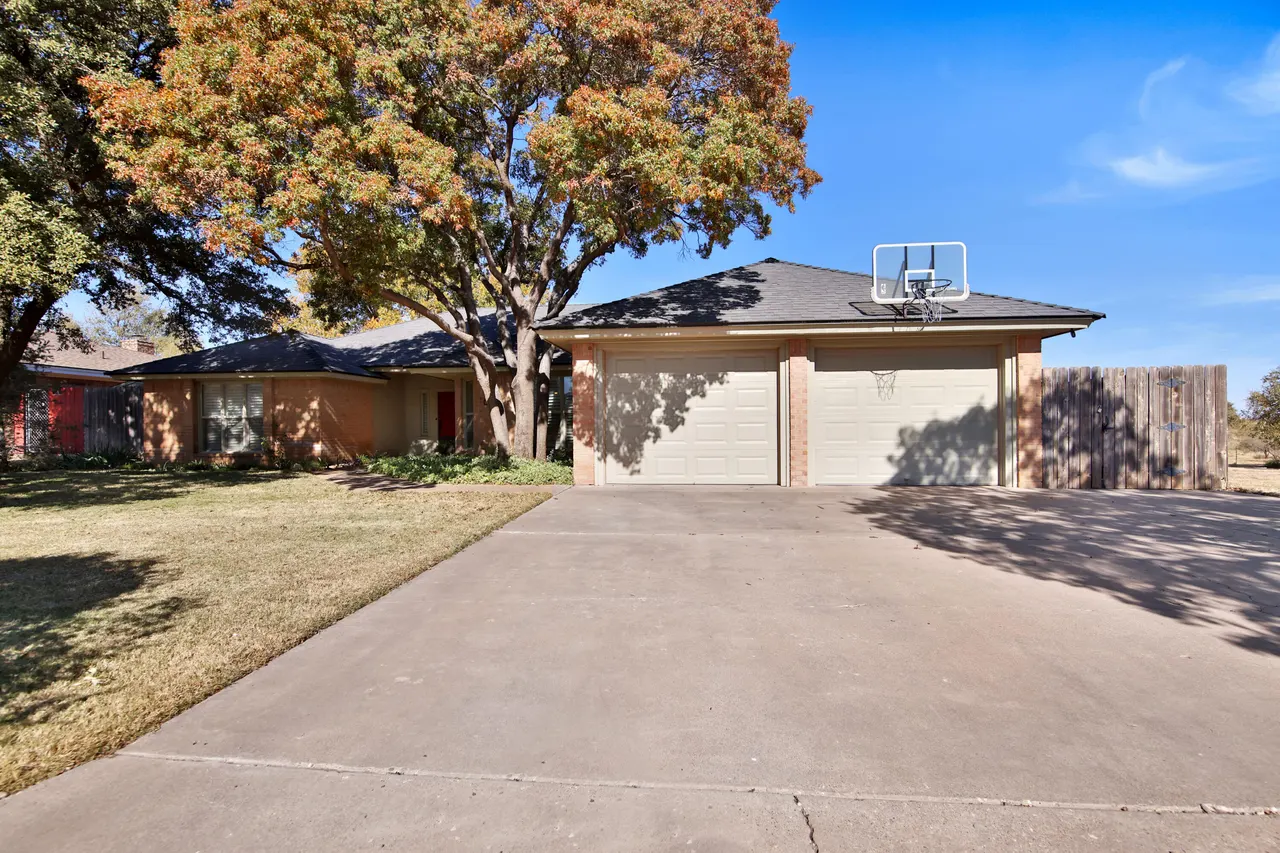Photo 2 — 17 Comanche Lane, Ransom Canyon, TX 79366