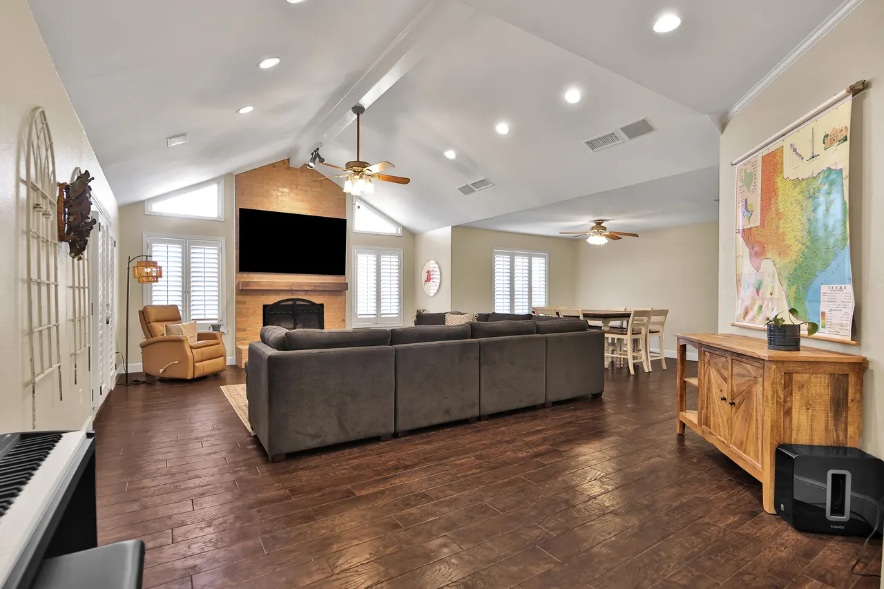 Photo 9 — 17 Comanche Lane, Ransom Canyon, TX 79366