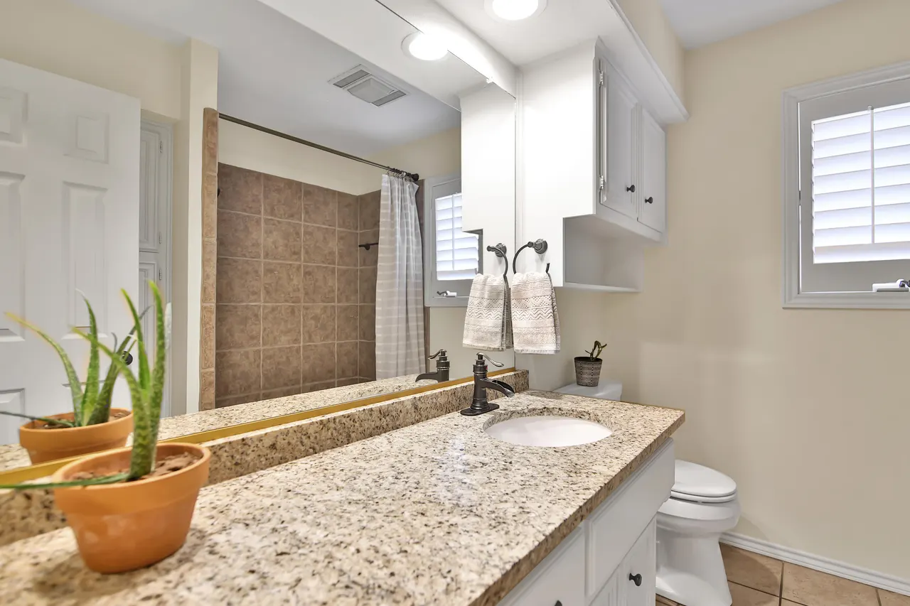 Photo 32 — 17 Comanche Lane, Ransom Canyon, TX 79366