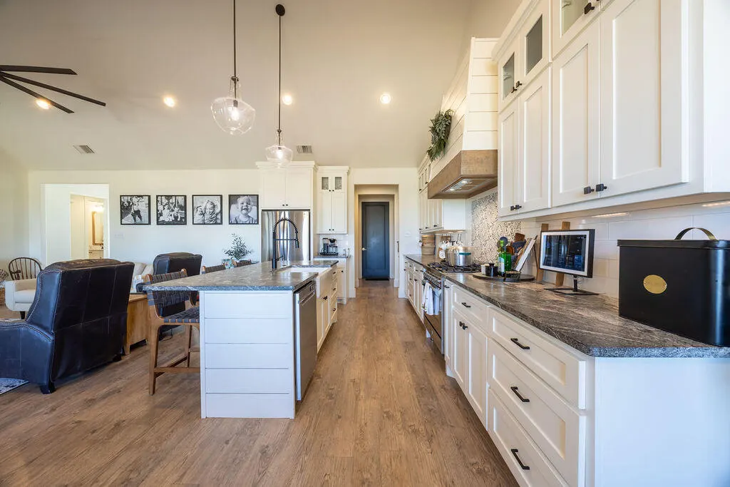 Photo 11 — 1211 Private Road 1260, Lubbock, TX 79416