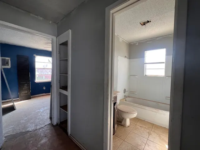 Photo 8 — 1309 32nd Street, Lubbock, TX 79411