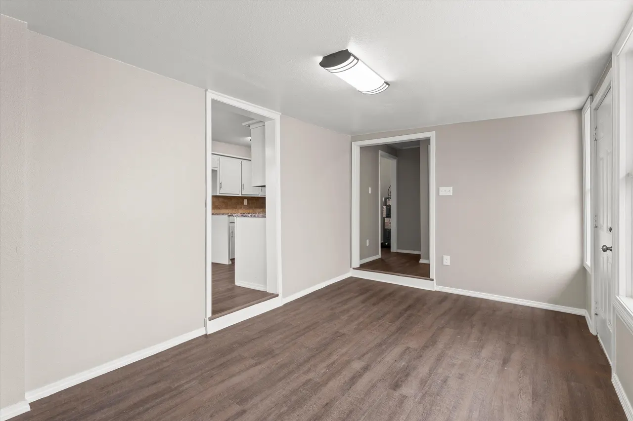 Photo 11 — 204 Avenue L, Levelland, TX 79336