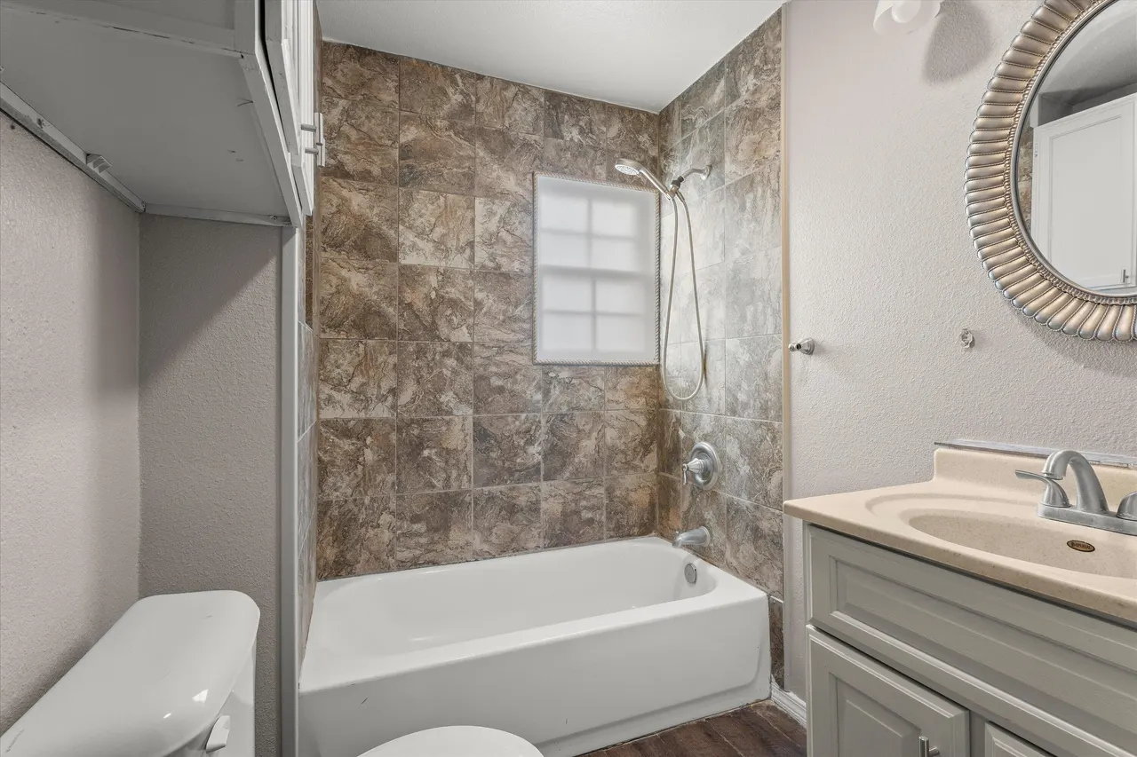 Photo 18 — 204 Avenue L, Levelland, TX 79336
