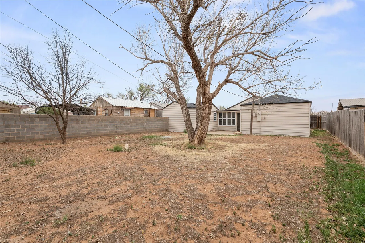 Photo 26 — 204 Avenue L, Levelland, TX 79336