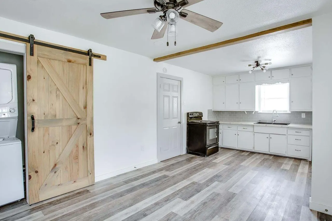 Photo 13 — 3414 24th Street, Lubbock, TX 79410