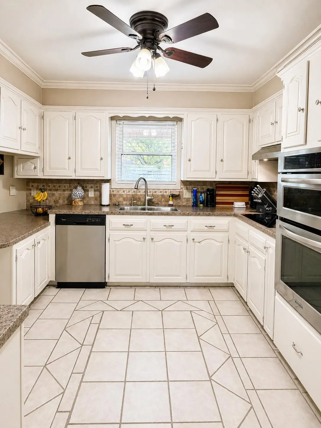 Photo 7 — 2023 Rice Drive, Levelland, TX 79336