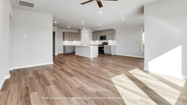 Photo 6 — 224 18th Street, Wolfforth, TX 79382