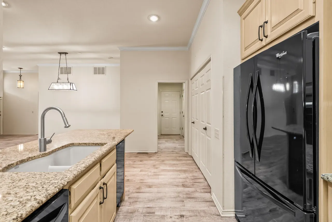 Photo 15 — 2302 Slide Road UNIT 47, Lubbock, TX 79407